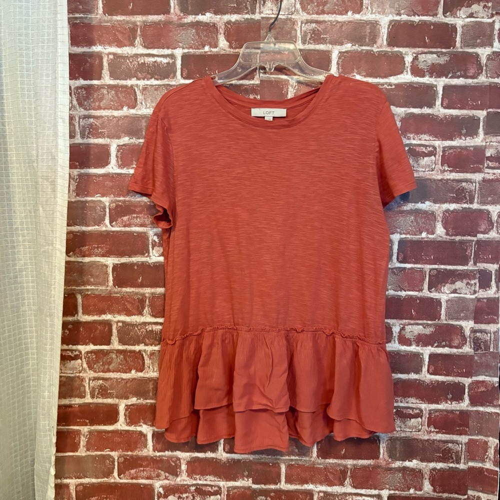 LOFT Rust Ruffle-Hem Short Sleeve Top - Picture 1 of 7